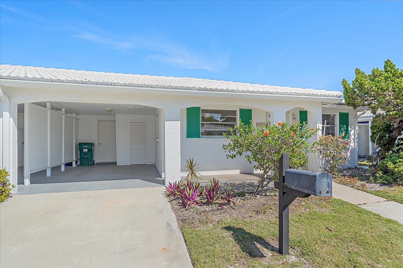 597 SPANISH DR N #12, LONGBOAT KEY, FL, 34228