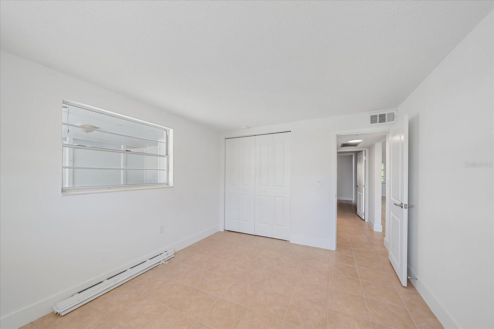 597 SPANISH DR N #12, LONGBOAT KEY, FL, 34228