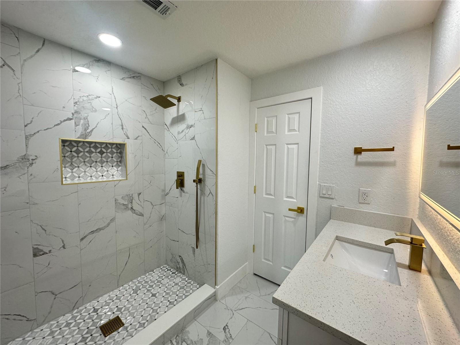 804 S PARSONS AVE, SEFFNER, FL, 33584