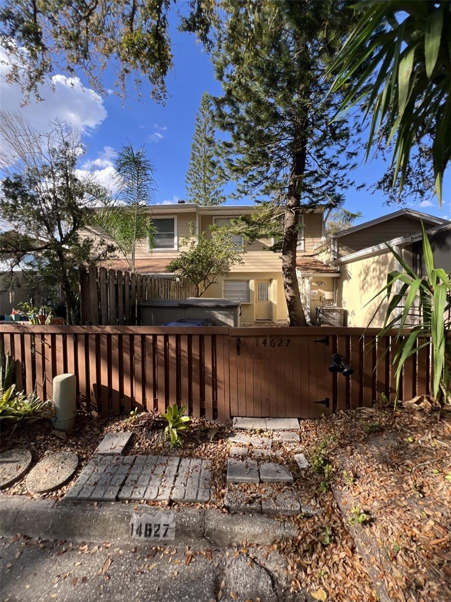 14627 PINE GLEN CIR, LUTZ, FL, 33559