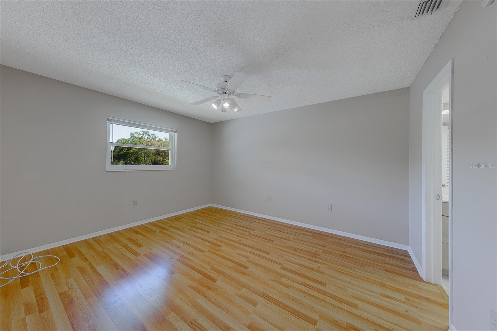 9881 113TH ST #215, SEMINOLE, FL, 33772