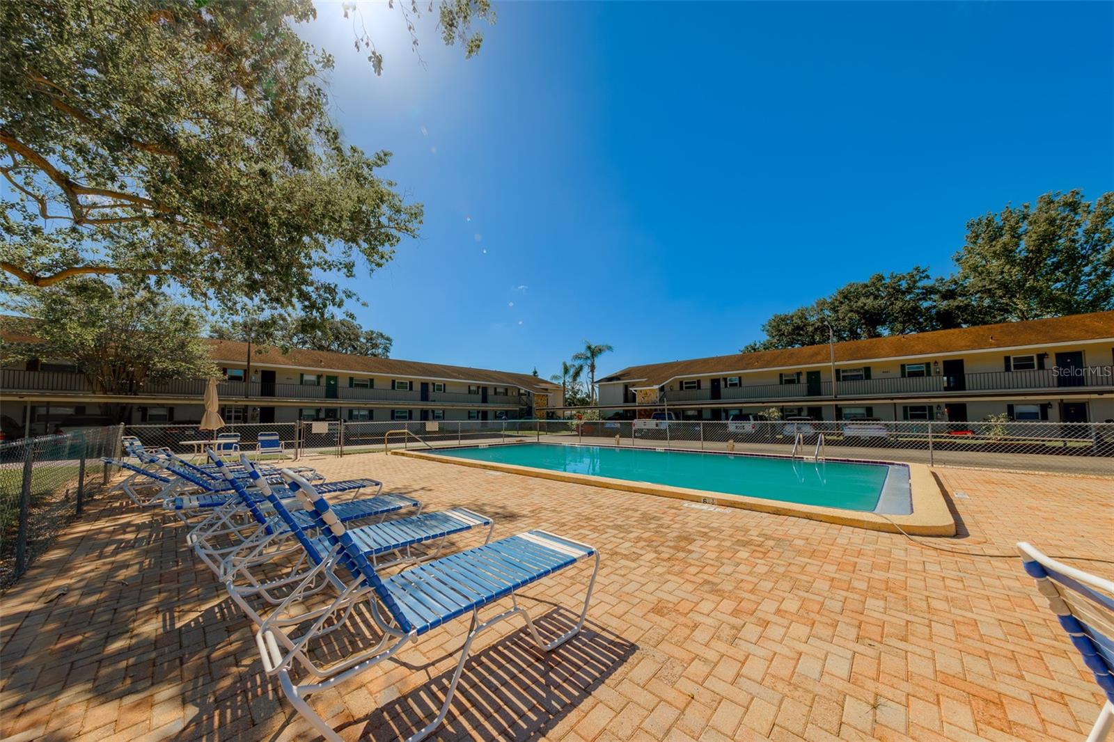 9881 113TH ST #215, SEMINOLE, FL, 33772