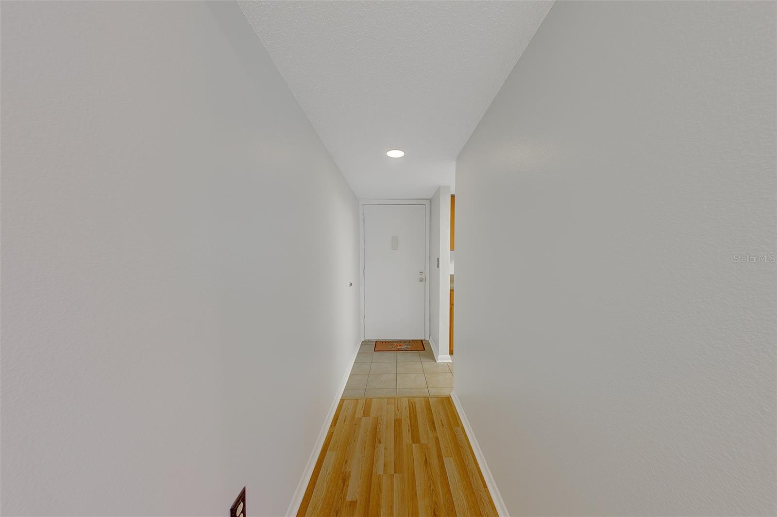 9881 113TH ST #215, SEMINOLE, FL, 33772