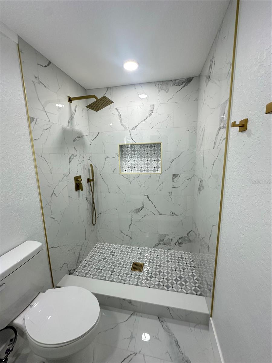 6405 S MANHATTAN AVE, TAMPA, FL, 33616