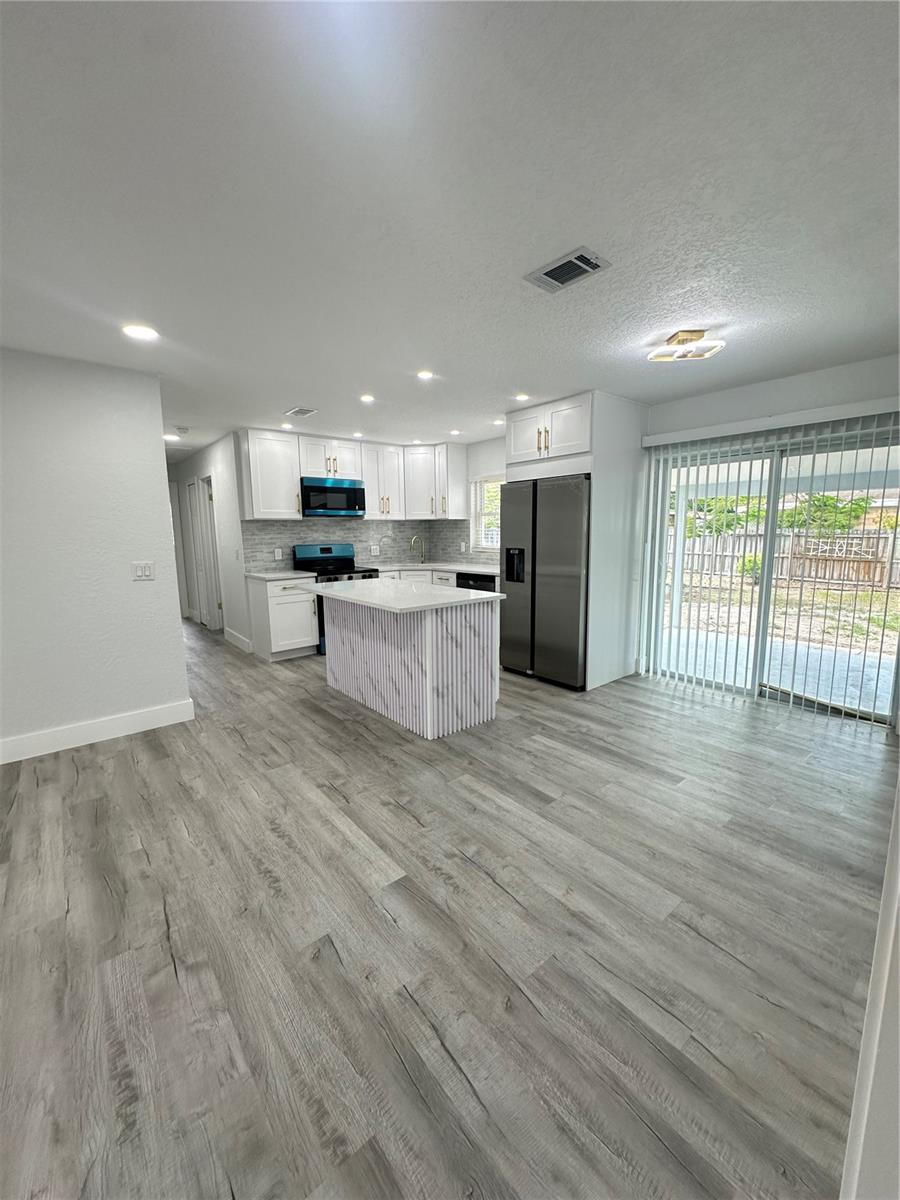 6405 S MANHATTAN AVE, TAMPA, FL, 33616