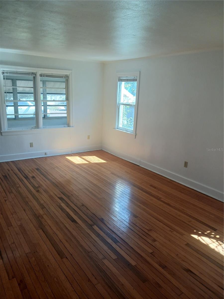 3720 4TH AVE N, ST PETERSBURG, FL, 33713