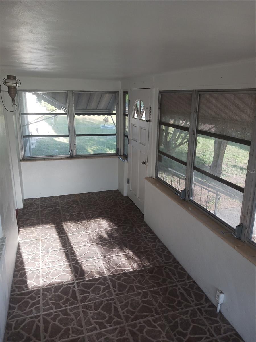 3720 4TH AVE N, ST PETERSBURG, FL, 33713