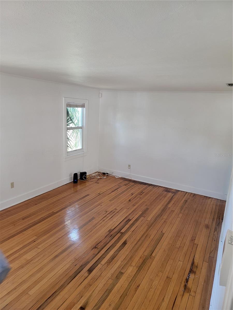 3720 4TH AVE N, ST PETERSBURG, FL, 33713