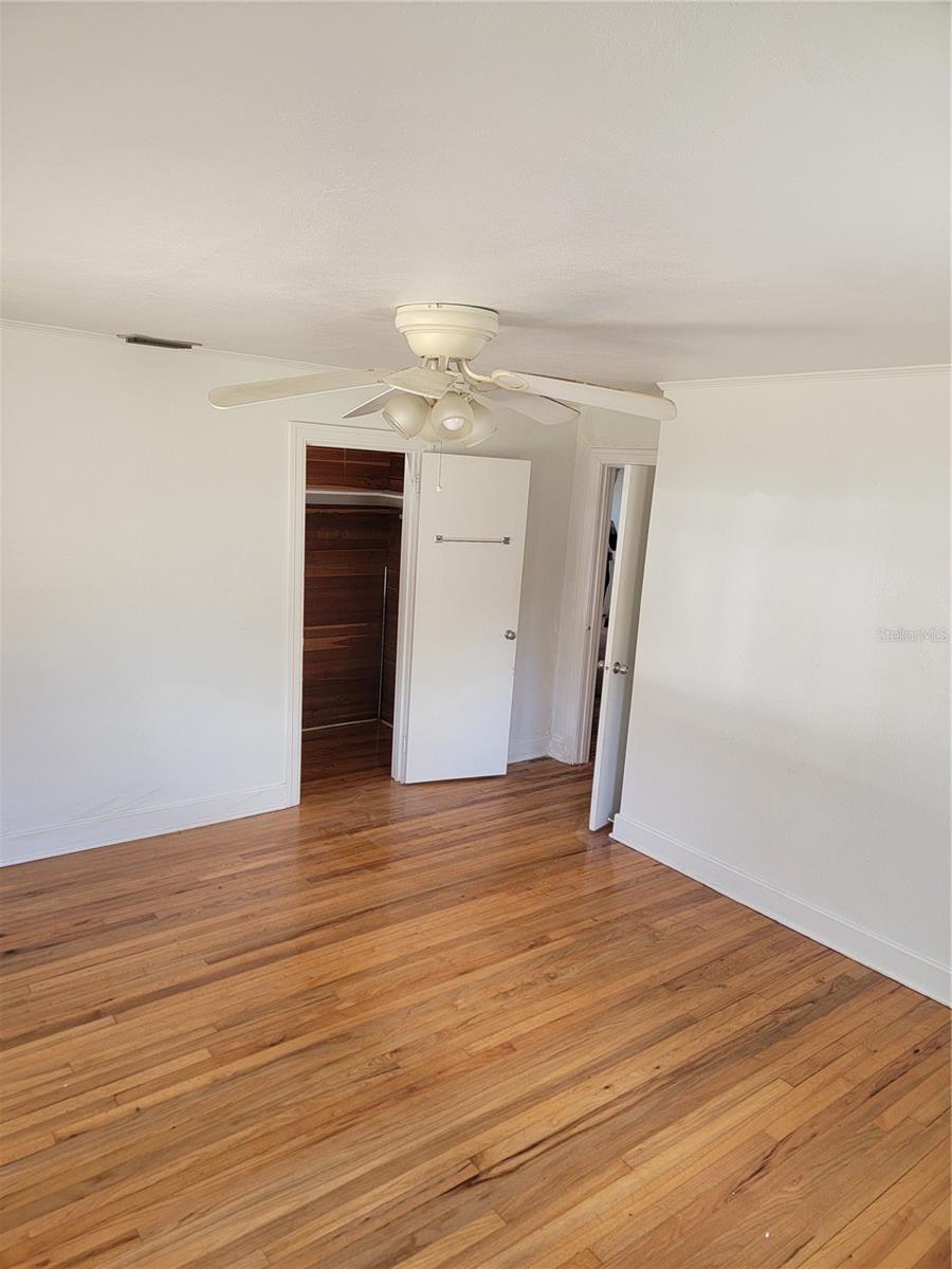 3720 4TH AVE N, ST PETERSBURG, FL, 33713