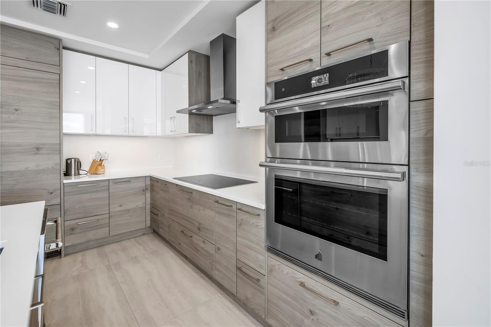 301 1ST ST S #2604, ST PETERSBURG, FL, 33701