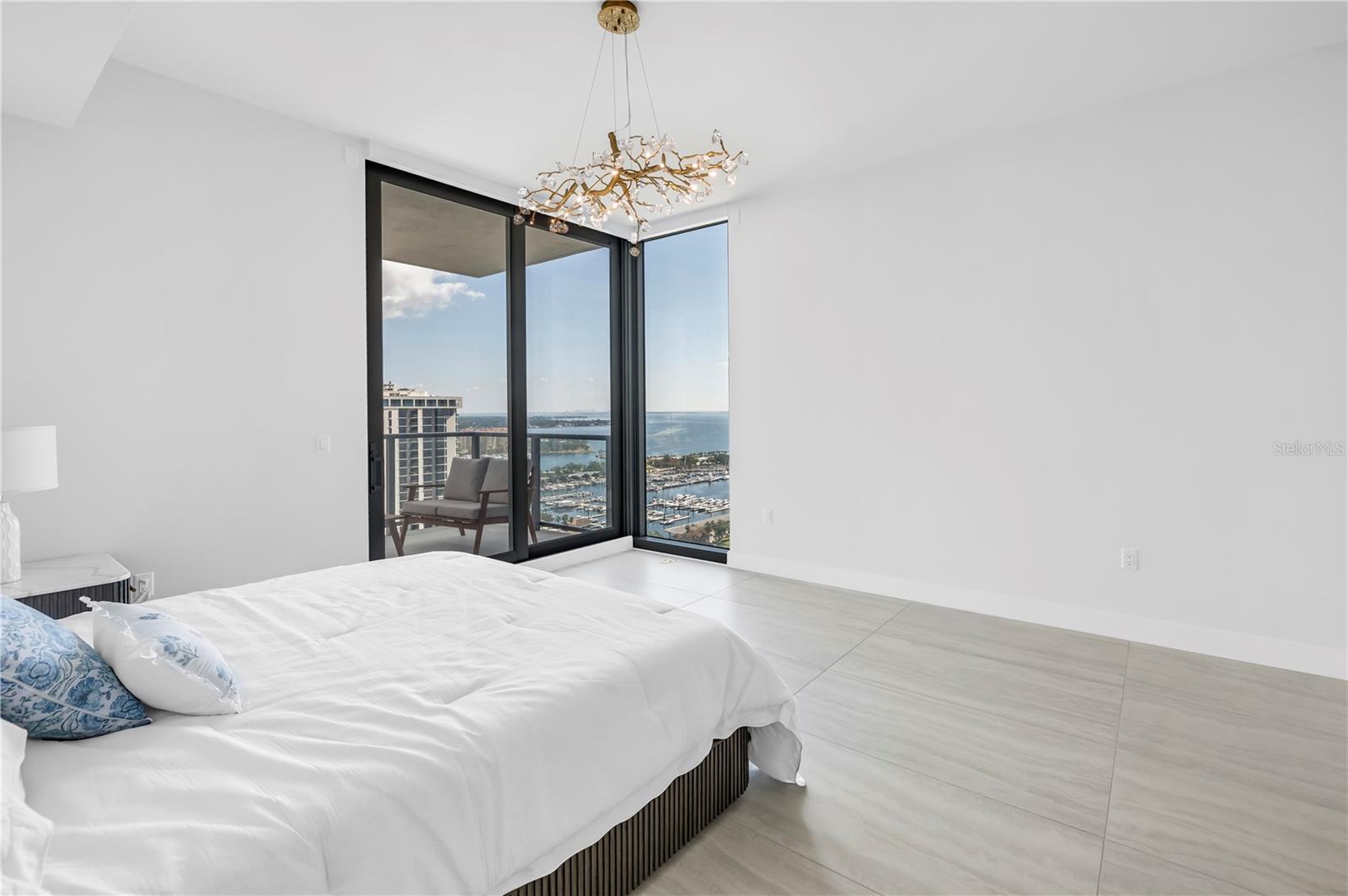 301 1ST ST S #2604, ST PETERSBURG, FL, 33701