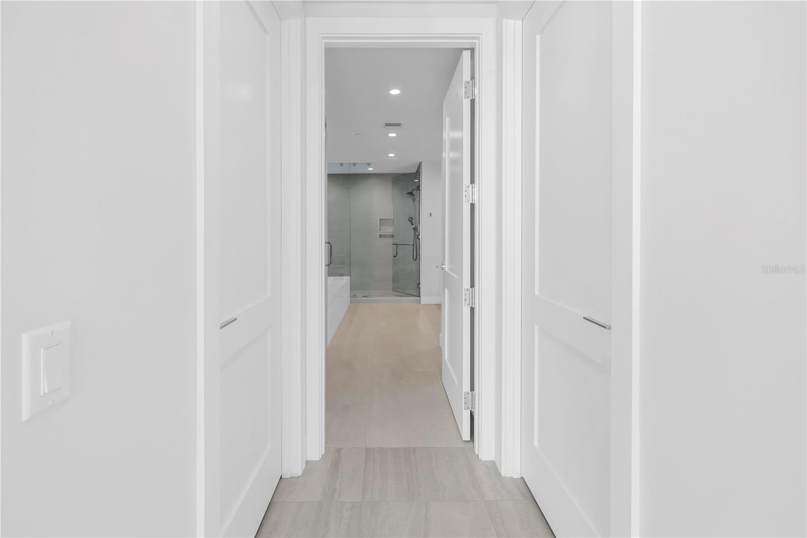 301 1ST ST S #2604, ST PETERSBURG, FL, 33701