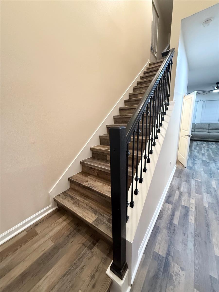 1048 DOWNSWING PL, CHAMPIONS GATE, FL, 33896