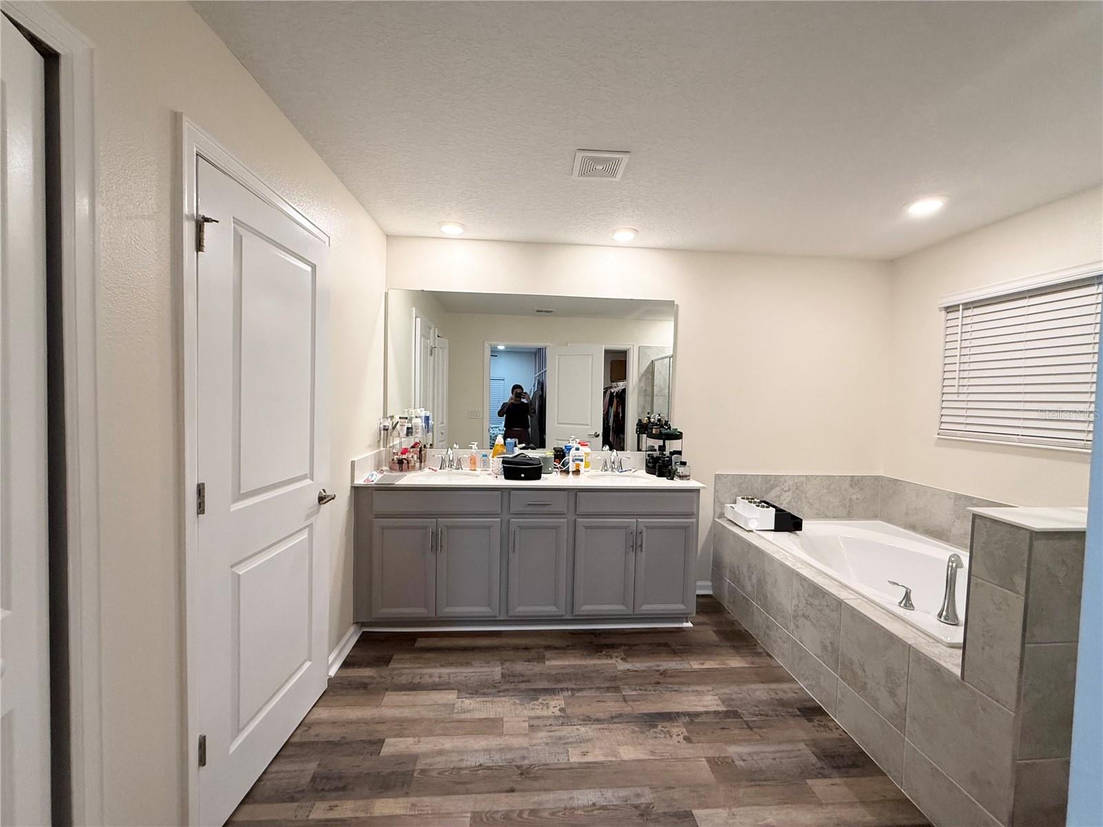 1048 DOWNSWING PL, CHAMPIONS GATE, FL, 33896