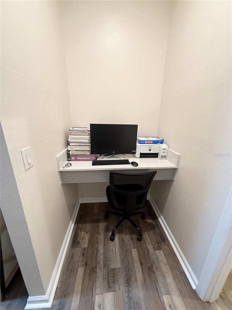 1048 DOWNSWING PL, CHAMPIONS GATE, FL, 33896