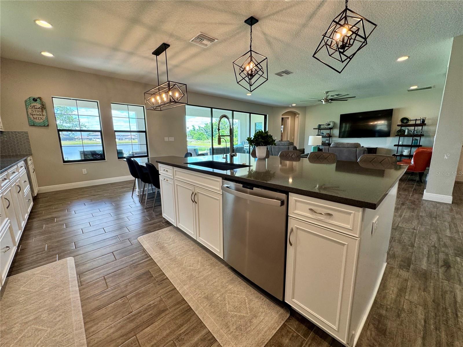 12870 TWIN BRIDGES DR, RIVERVIEW, FL, 33579