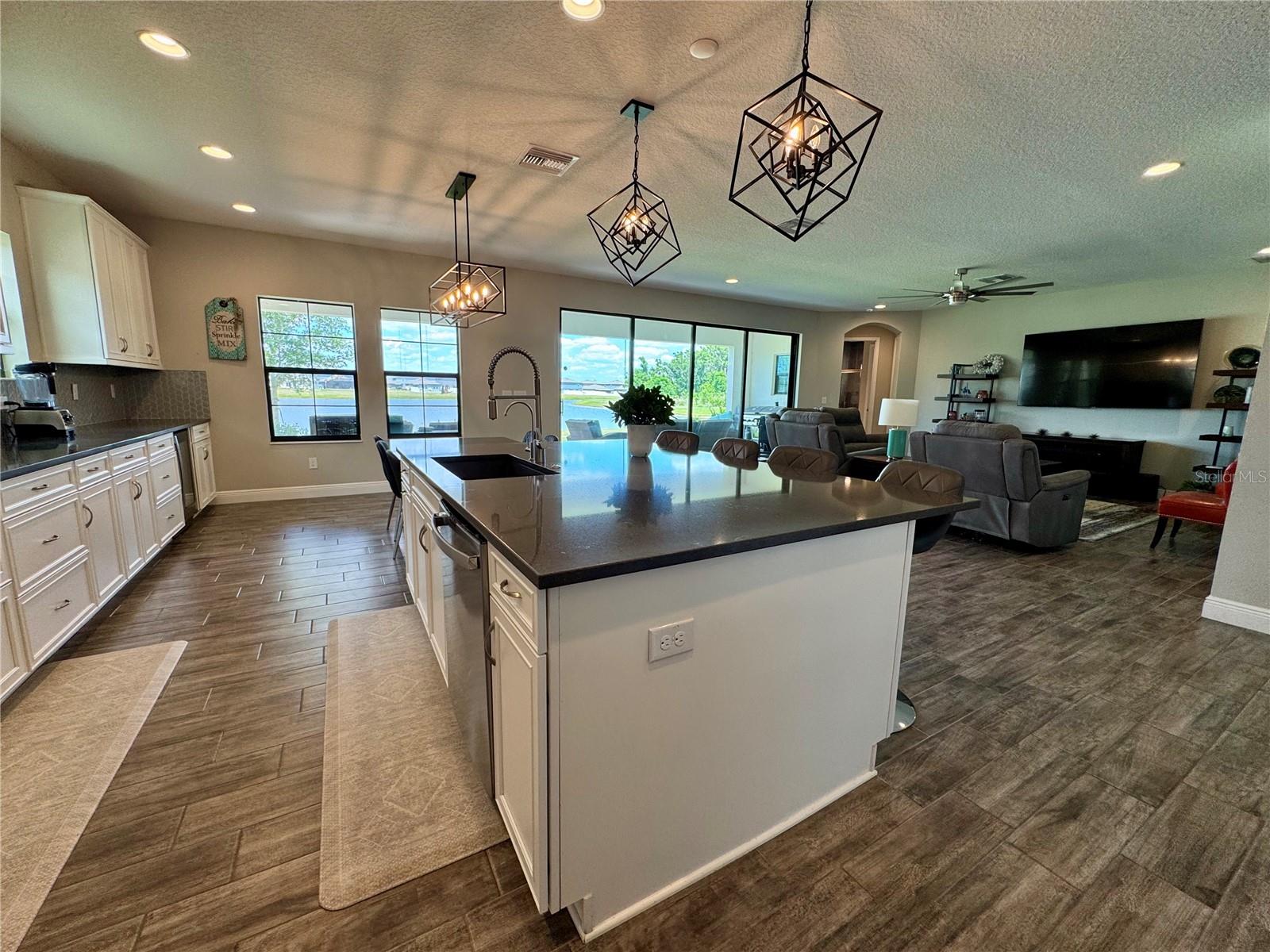 12870 TWIN BRIDGES DR, RIVERVIEW, FL, 33579