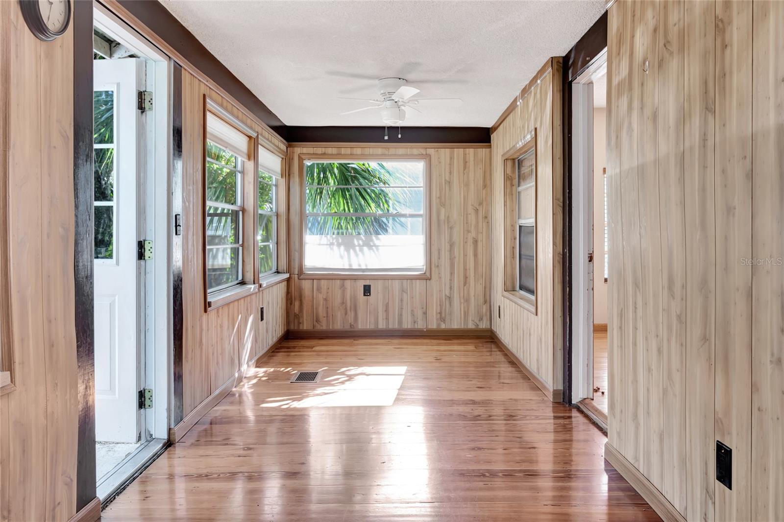 1077 LINDEN ST, CLERMONT, FL, 34711