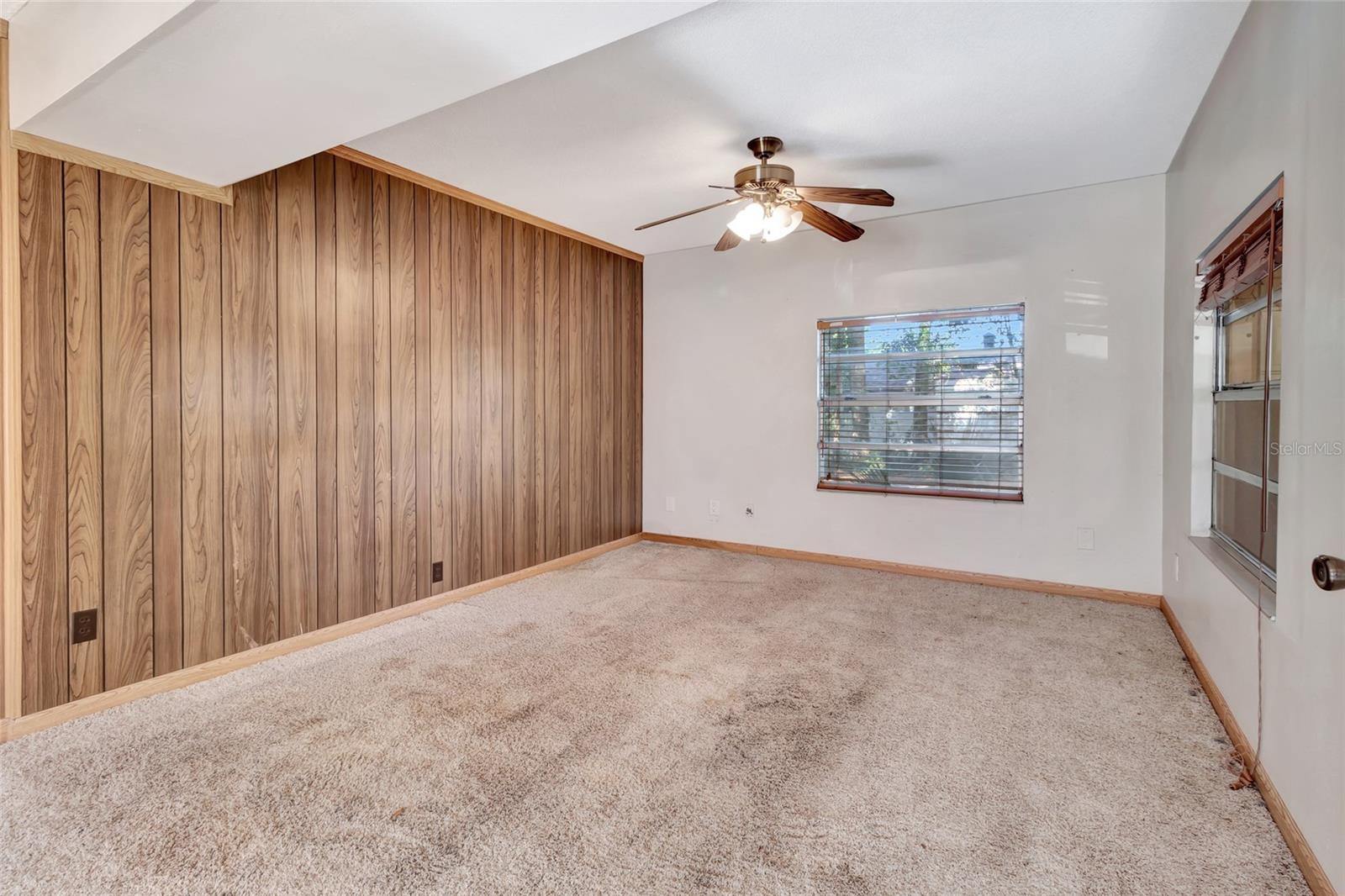 1077 LINDEN ST, CLERMONT, FL, 34711