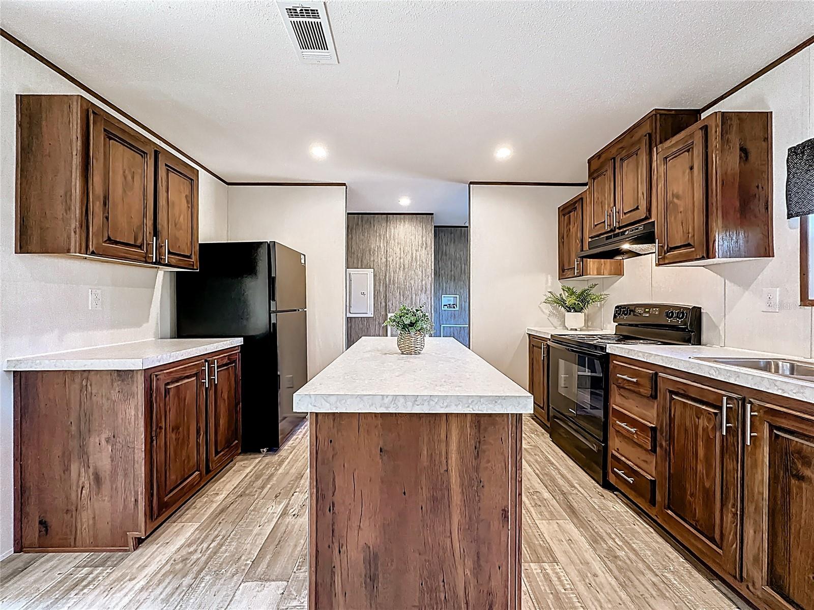 101 ORANGE TREE ST, POMONA PARK, FL, 32181