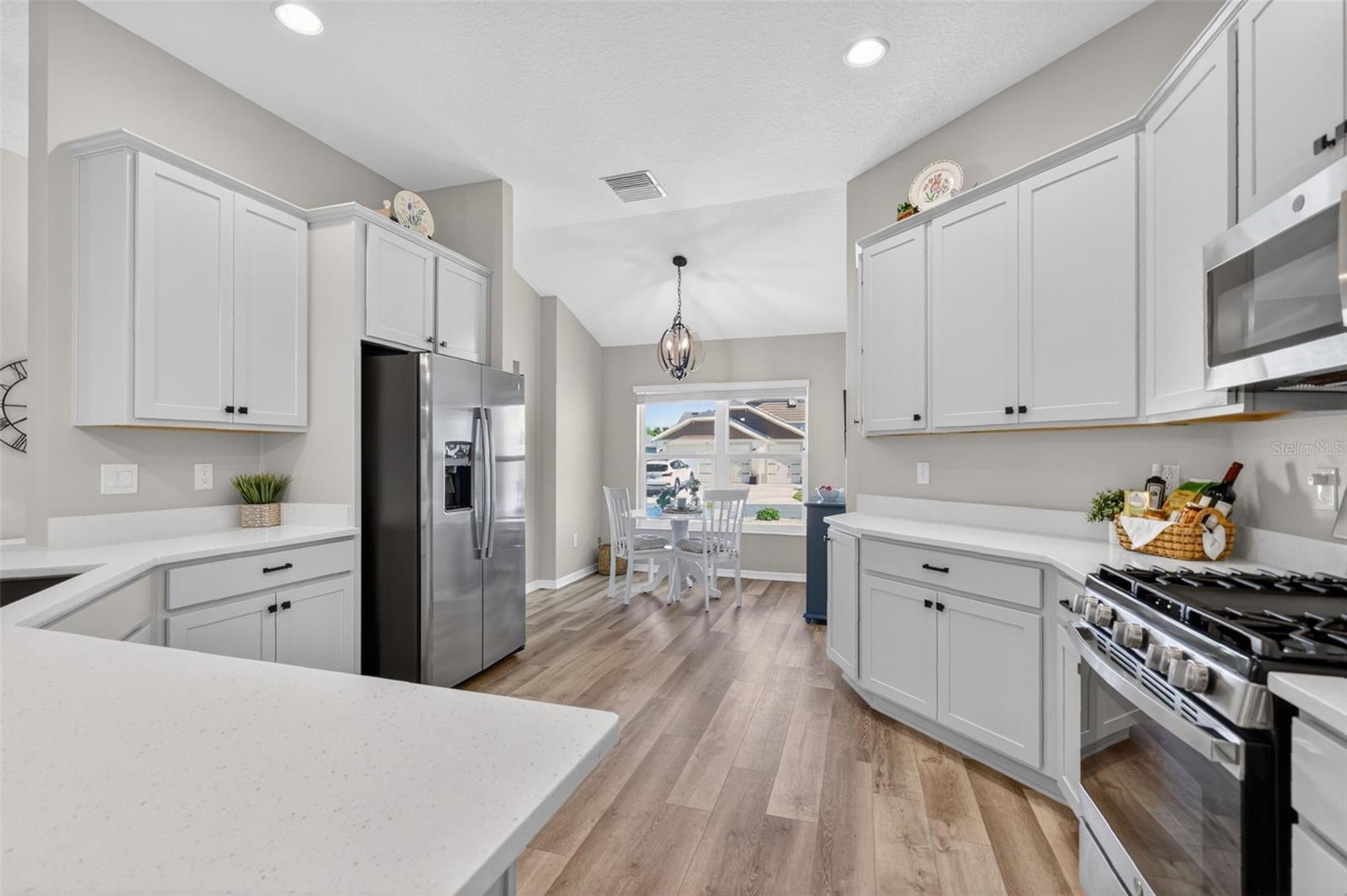 1713 ROBBINS RD, THE VILLAGES, FL, 34762