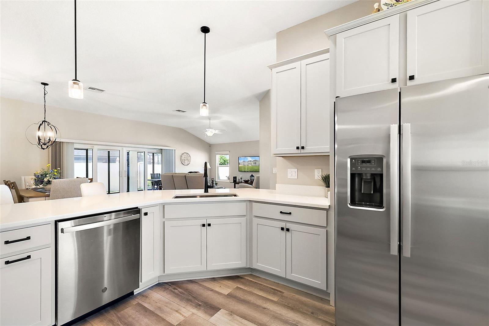 1713 ROBBINS RD, THE VILLAGES, FL, 34762