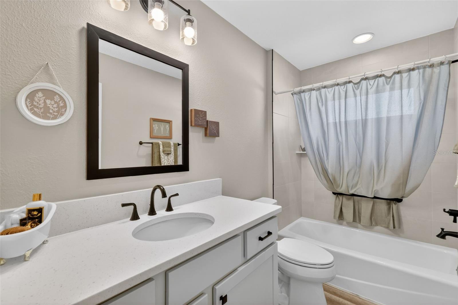 1713 ROBBINS RD, THE VILLAGES, FL, 34762