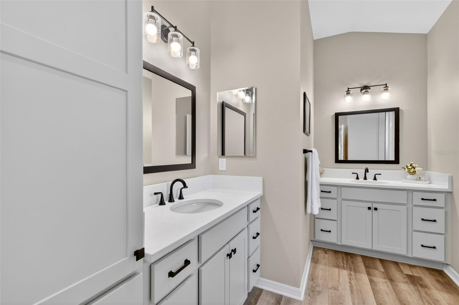 1713 ROBBINS RD, THE VILLAGES, FL, 34762