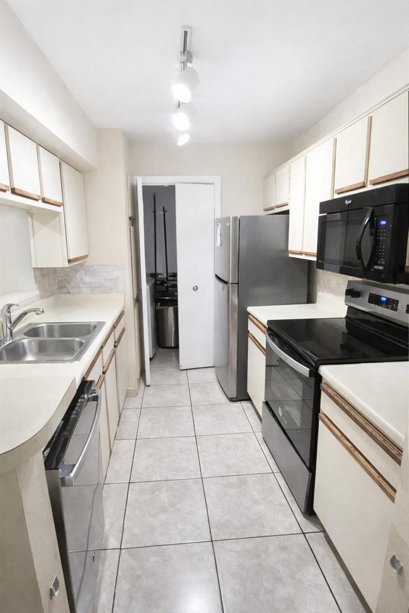 5545 DEVONBRIAR WAY #I204, ORLANDO, FL, 32822