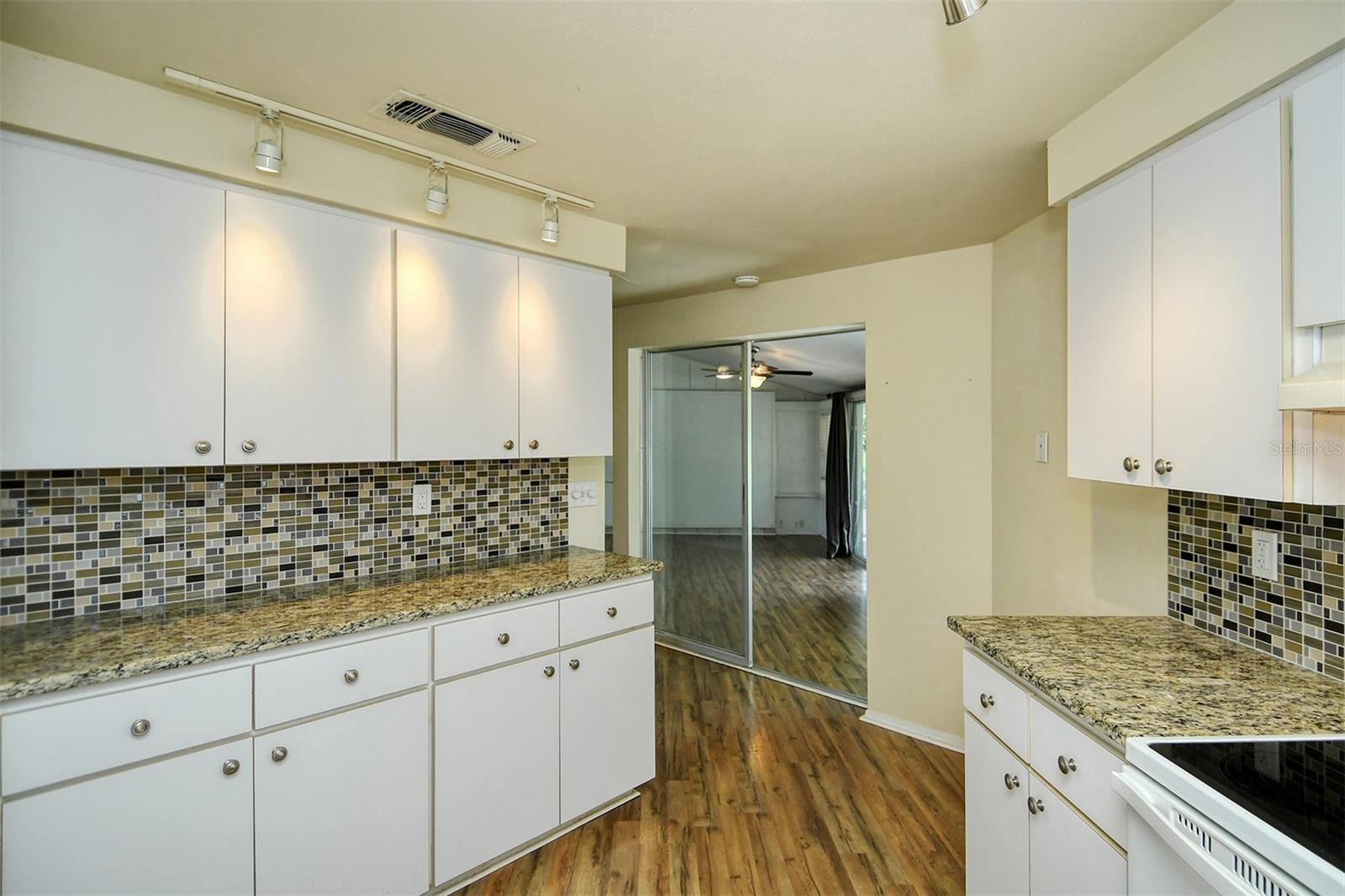 2512 POST RD, SARASOTA, FL, 34231