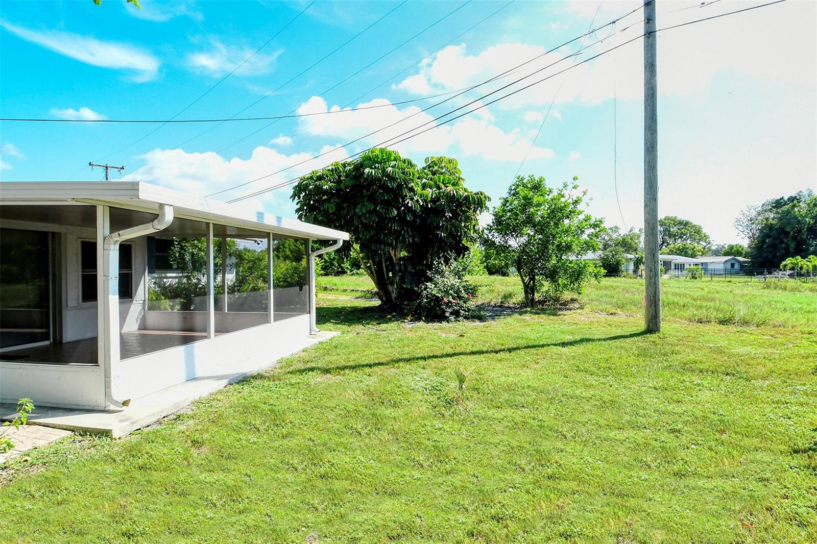 2512 POST RD, SARASOTA, FL, 34231