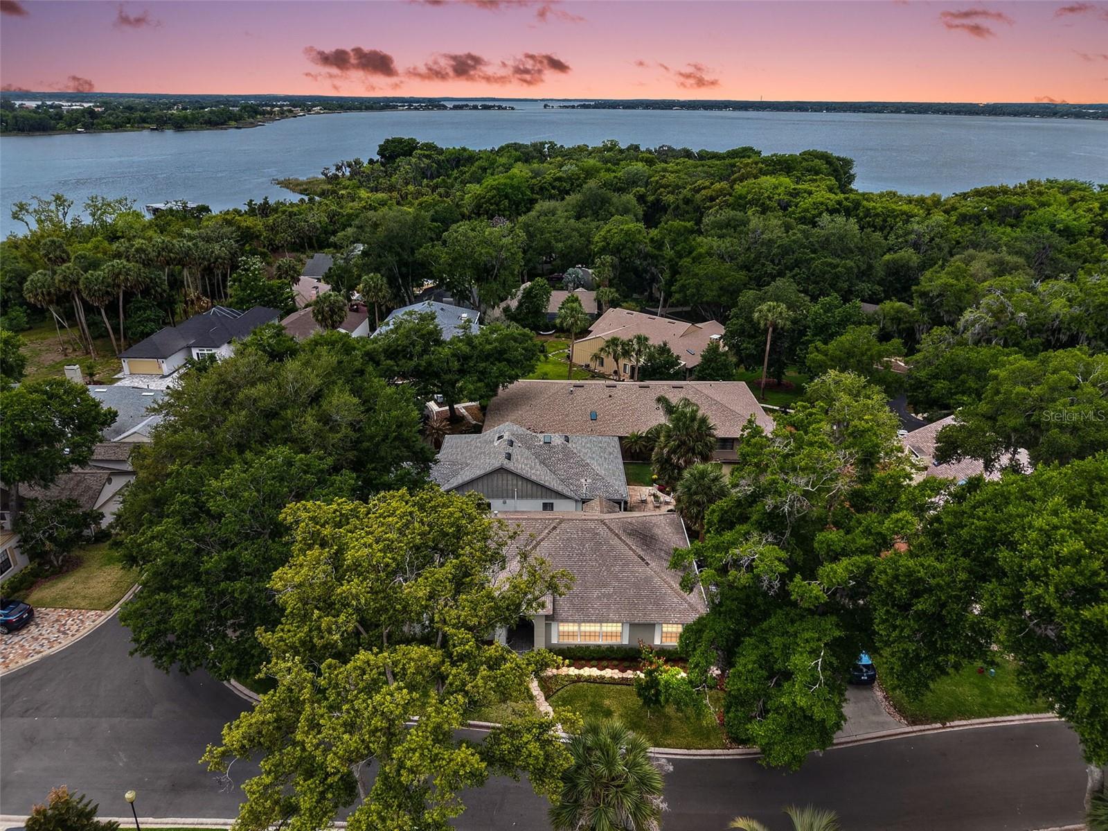 605 SANDLAKE CT, MOUNT DORA, FL, 32757