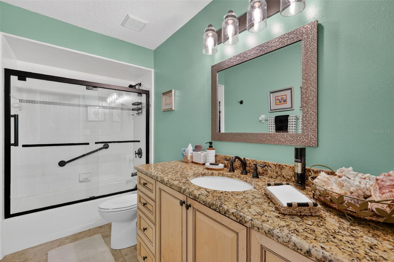 605 SANDLAKE CT, MOUNT DORA, FL, 32757