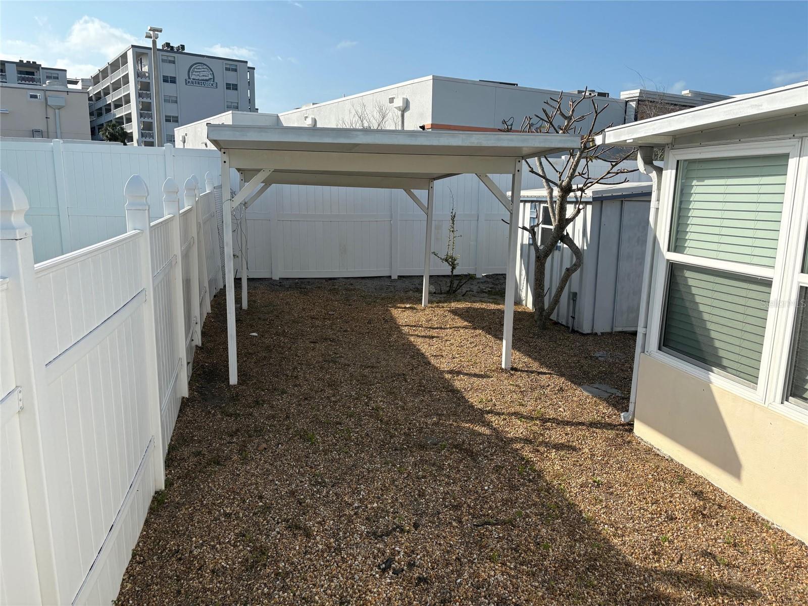 111 174TH AVE E, REDINGTON SHORES, FL, 33708