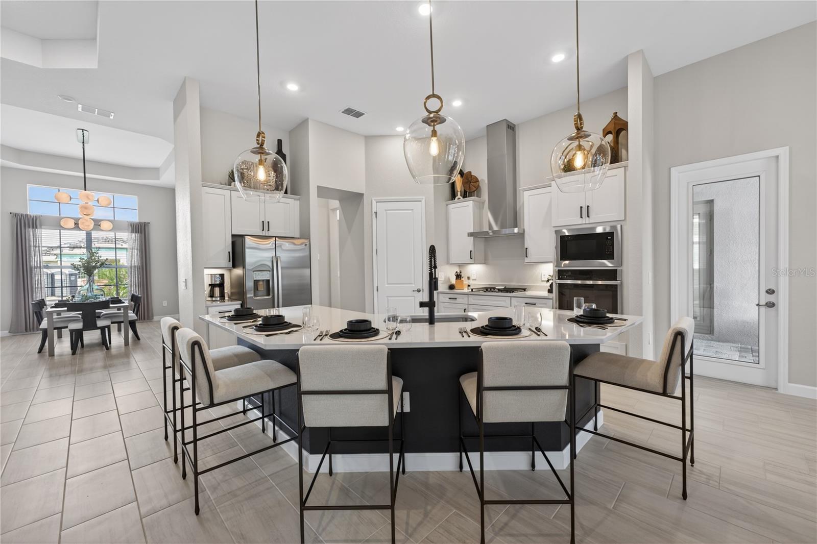 18731 CHERRYSTONE WAY, BRADENTON, FL, 34211