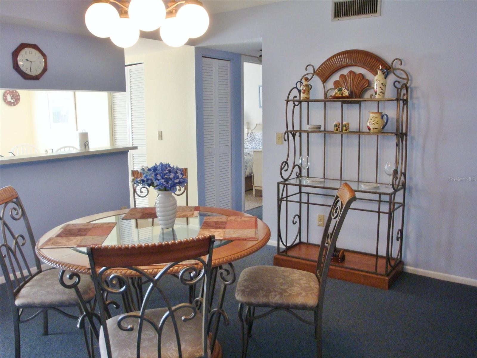 111 E CYPRESS CT #111, OLDSMAR, FL, 34677