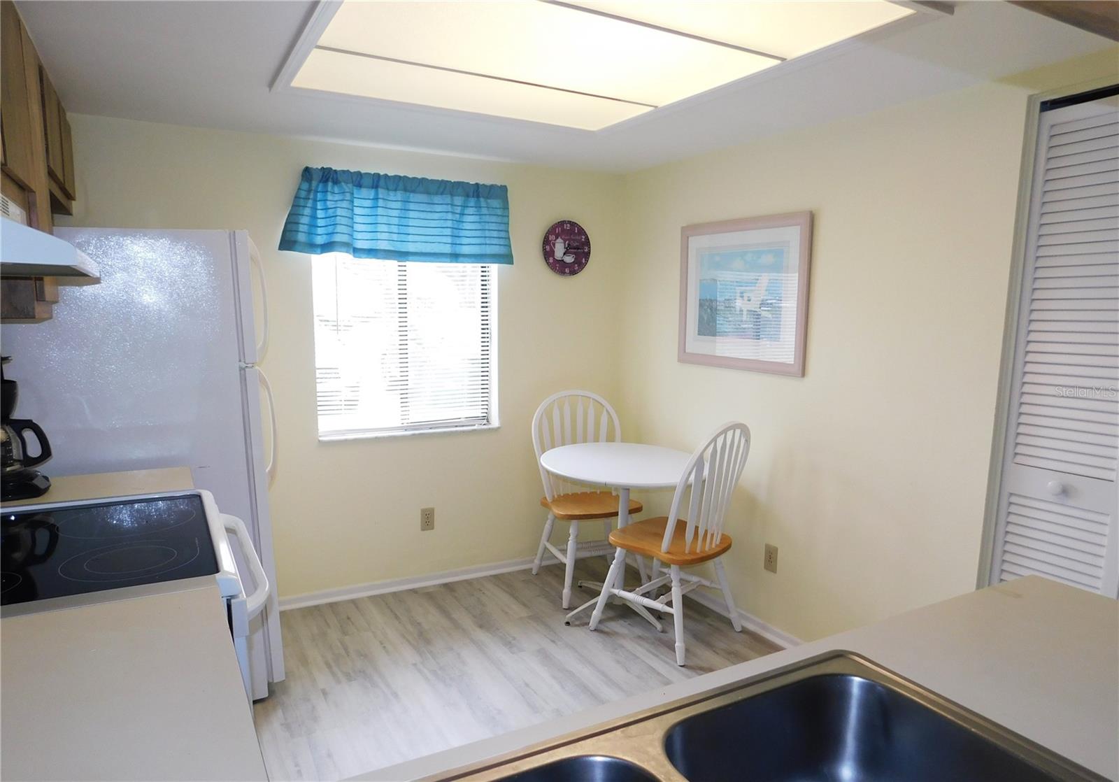 111 E CYPRESS CT #111, OLDSMAR, FL, 34677