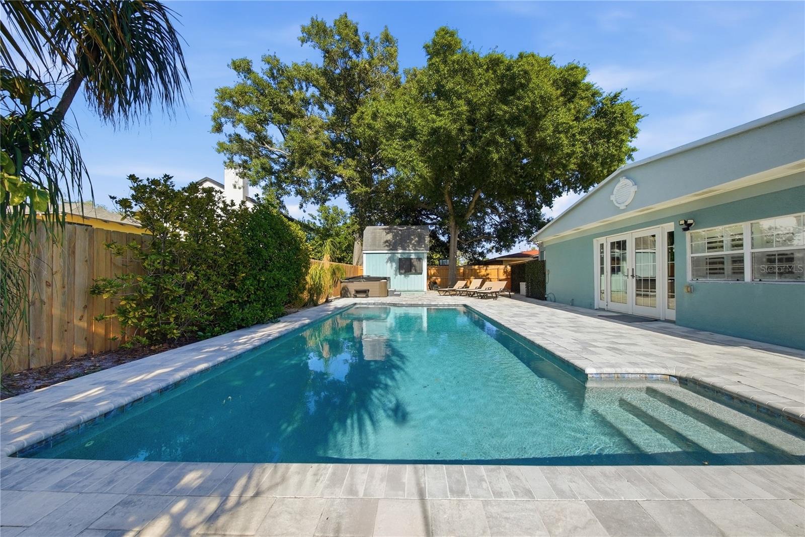 3921 W BAY TO BAY BLVD, TAMPA, FL, 33629