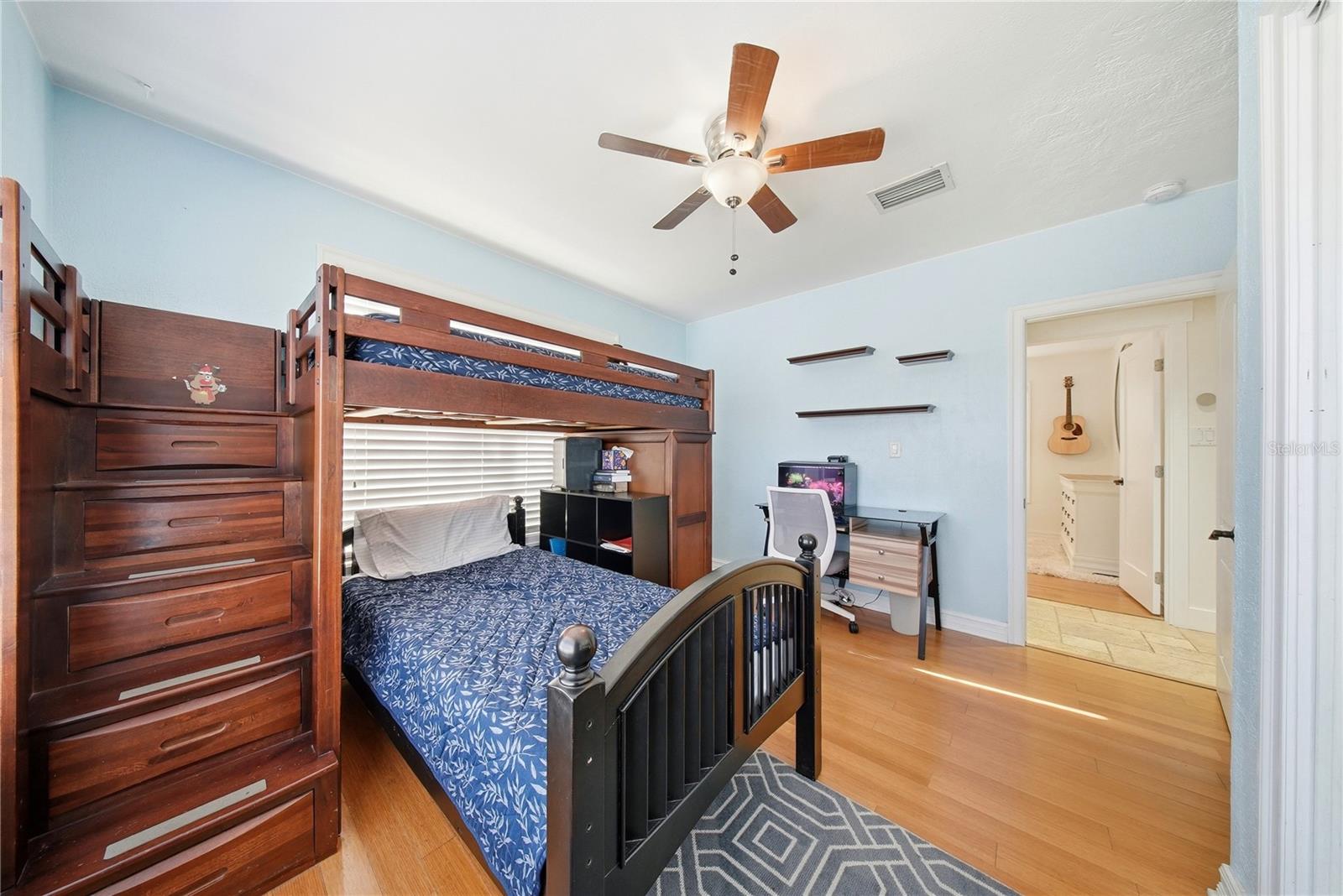 3921 W BAY TO BAY BLVD, TAMPA, FL, 33629