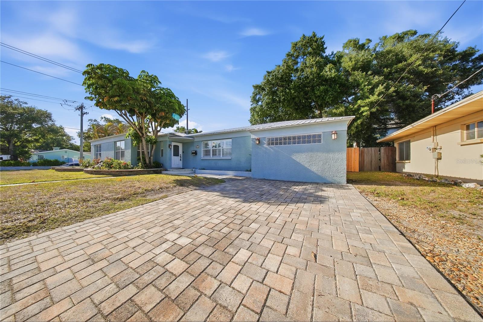 3921 W BAY TO BAY BLVD, TAMPA, FL, 33629