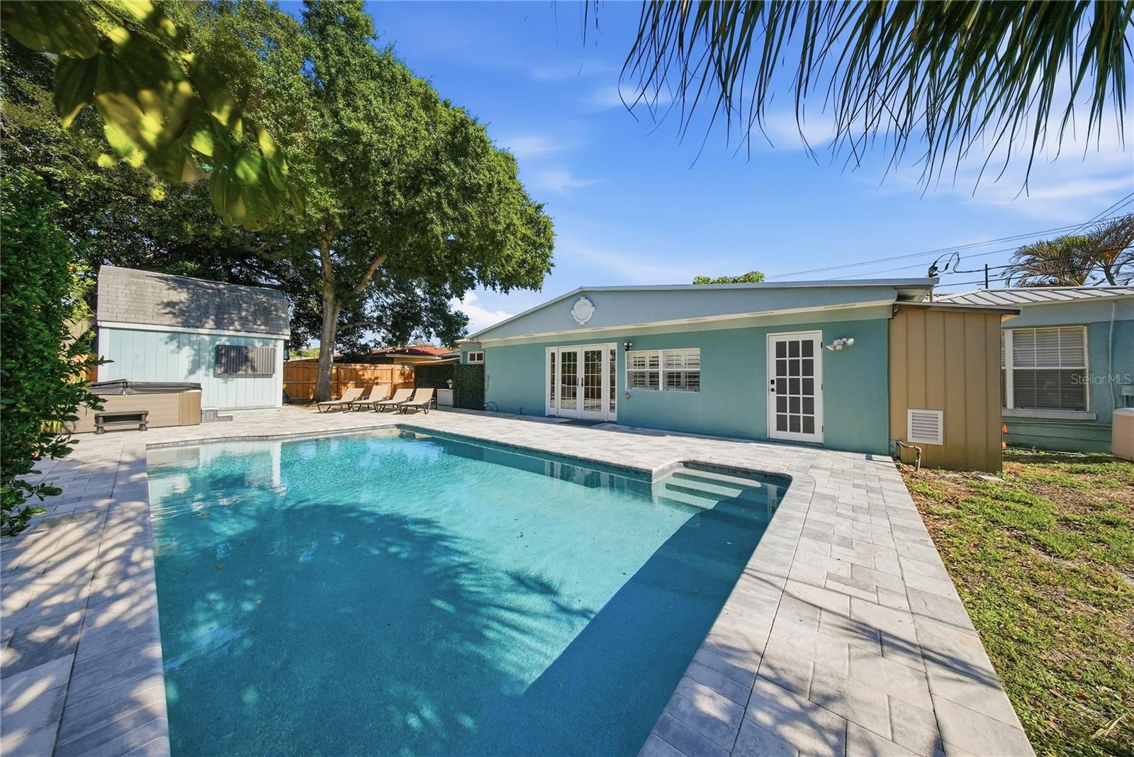 3921 W BAY TO BAY BLVD, TAMPA, FL, 33629