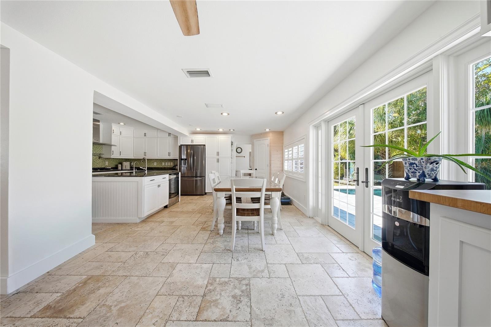 3921 W BAY TO BAY BLVD, TAMPA, FL, 33629