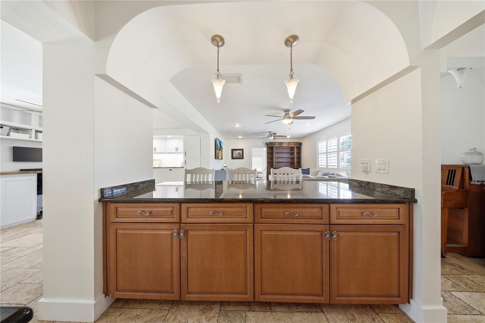 3921 W BAY TO BAY BLVD, TAMPA, FL, 33629