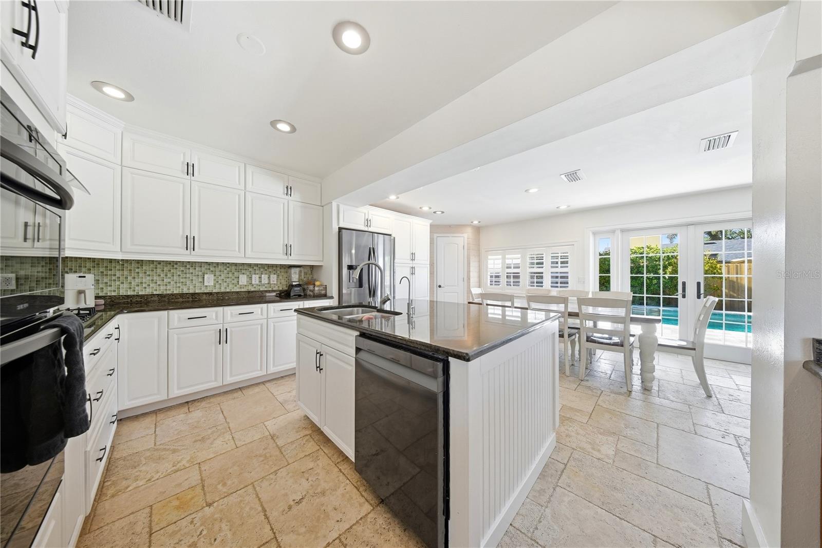 3921 W BAY TO BAY BLVD, TAMPA, FL, 33629