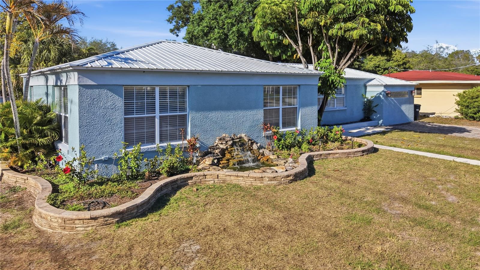 3921 W BAY TO BAY BLVD, TAMPA, FL, 33629