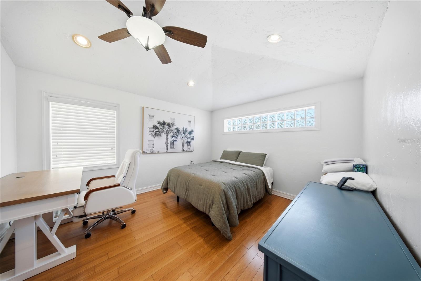 3921 W BAY TO BAY BLVD, TAMPA, FL, 33629