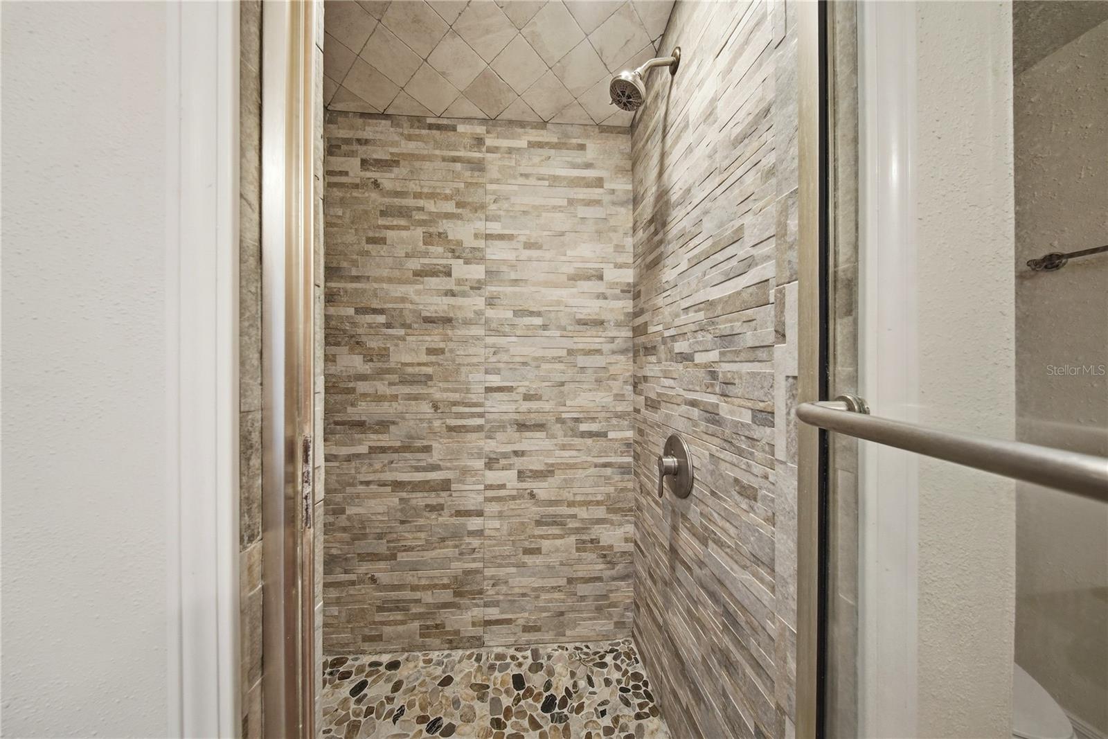 3921 W BAY TO BAY BLVD, TAMPA, FL, 33629