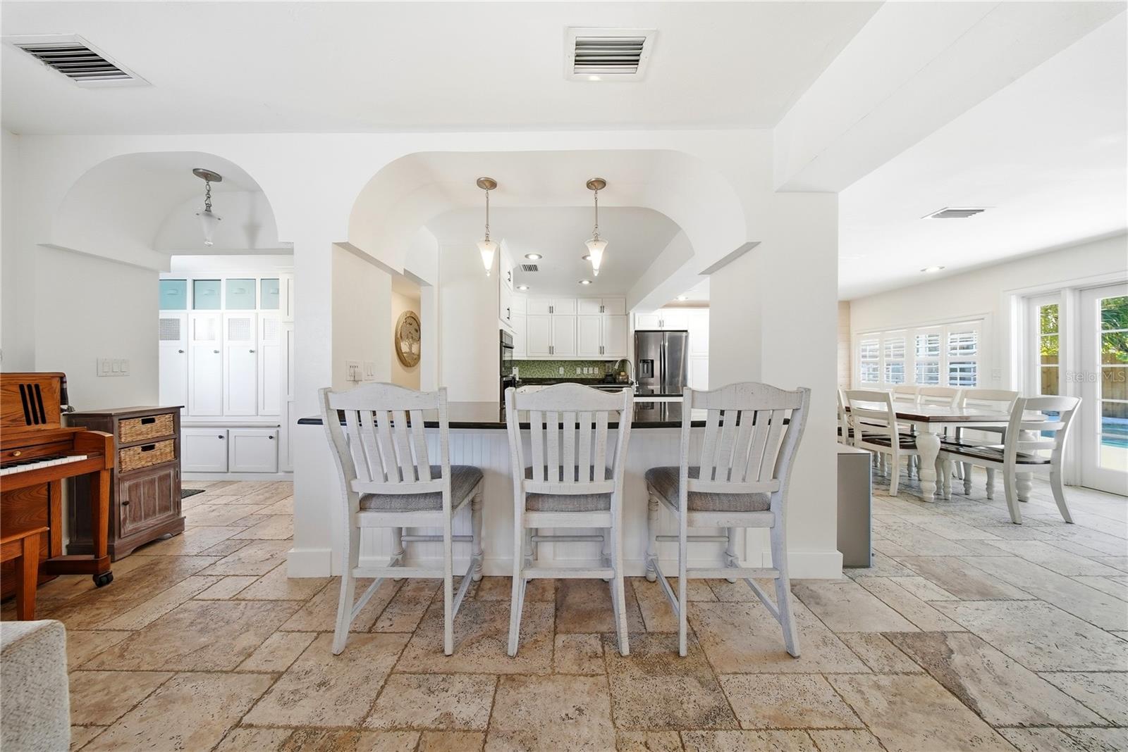 3921 W BAY TO BAY BLVD, TAMPA, FL, 33629