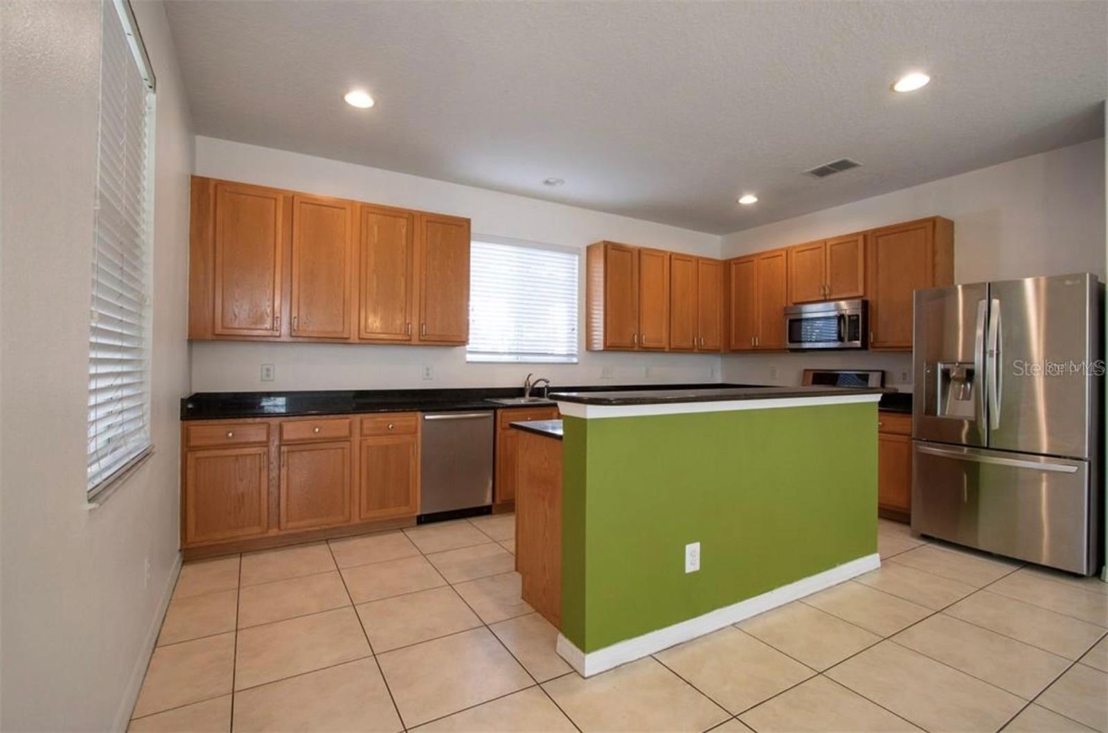 1412 BLACKWATER POND DR, ORLANDO, FL, 32828