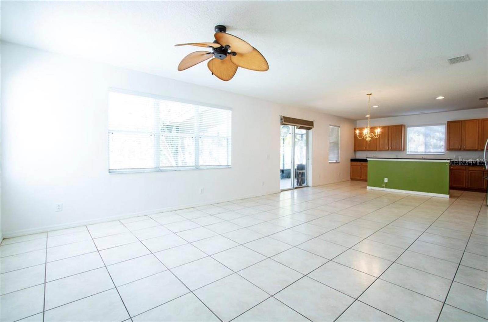 1412 BLACKWATER POND DR, ORLANDO, FL, 32828
